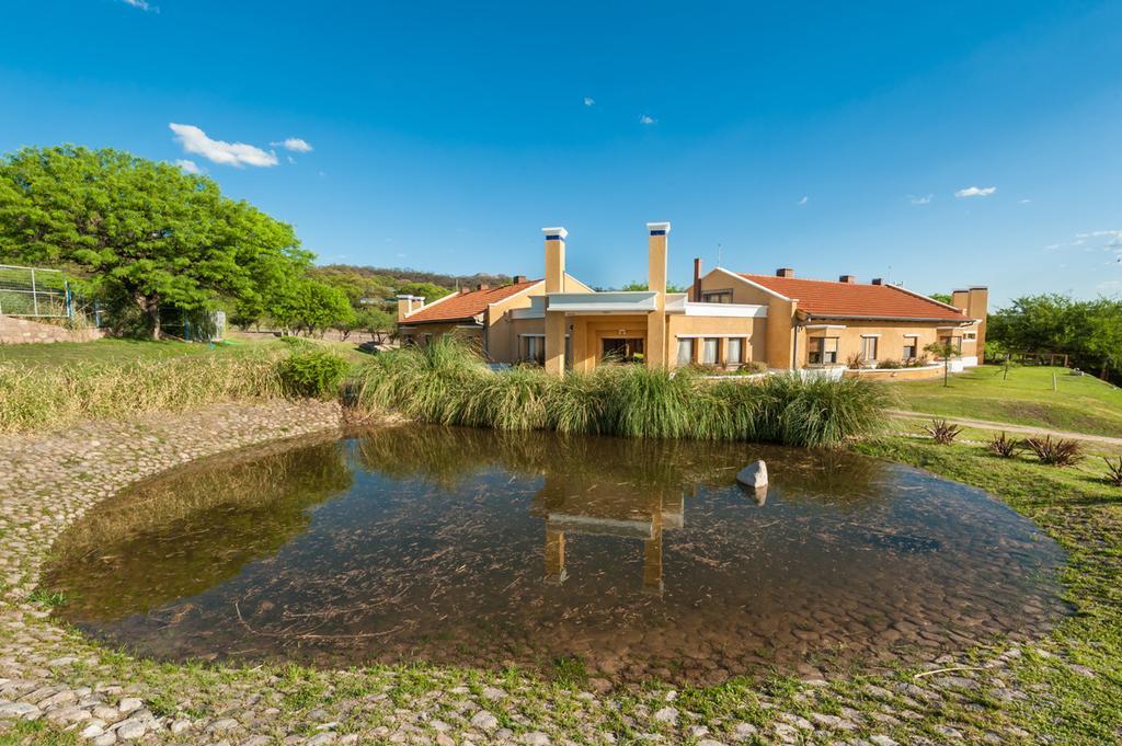 El 44 Reserva Natural De Tiempo Libre Villa Capilla del Monte Szoba fotó